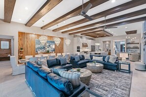 Interior - Fairway Tropic Oasis: Themed Bedrooms, Arcade, Basketball Court, Near Disney (Kissimmee)