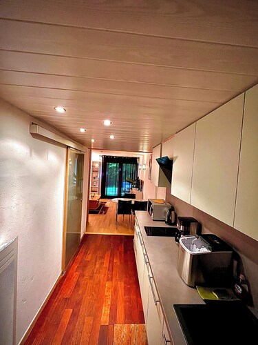 Appartement studio en pleine nature avec piscine commune et terrain de jeux