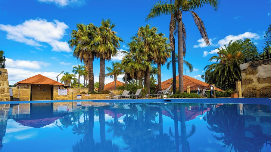 Seadream Studios Mandurah Family Resort