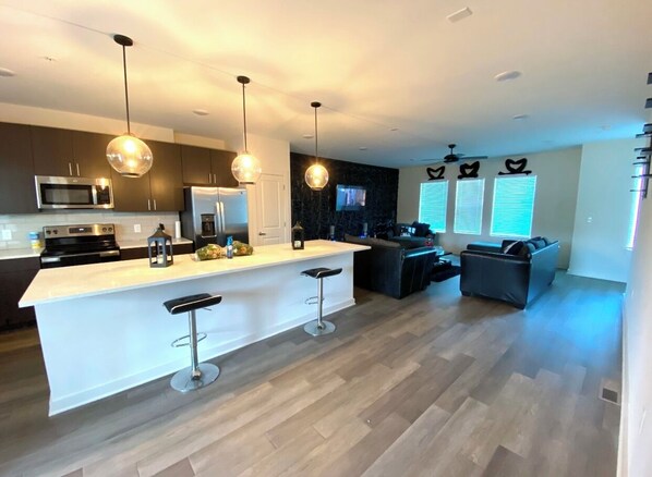 Microwave, oven, stovetop, dishwasher