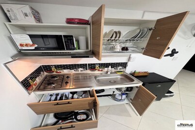 Charming 2-bedroom apartment with WiFi, AC in delightful Villanueva