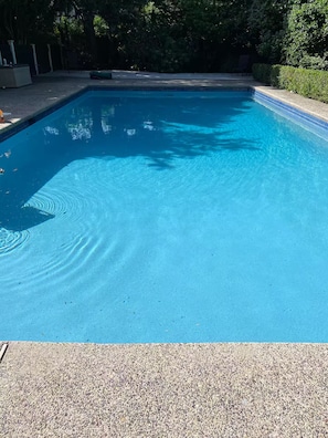 Piscine extérieure, piscine chauffée