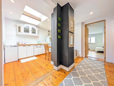 Nowowiejska Chic Harmony Apartment