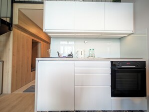 Refrigerador, horno y parrilla de estufa 