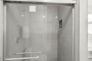 Toallas y papel de baño