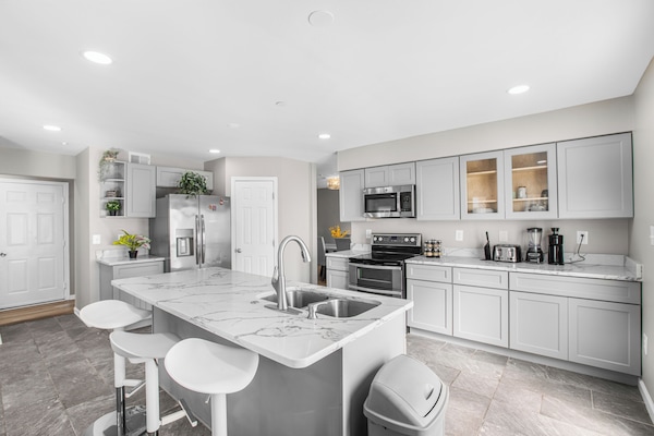 Microones, forn, placa de cuina i rentaplats