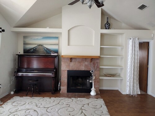 A cozy, spacious environment to bring out your peace, and lay off your worries.