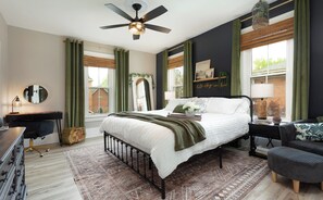 2 bedrooms, desk, iron/ironing board, free WiFi