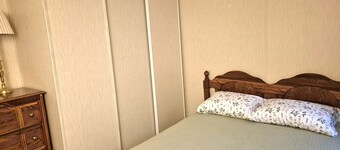 Charming 3-bedroom house with WiFi, AC in wonderful St. Cloud