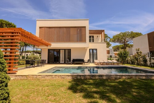 Sanpietro Deluxe Villa