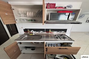 Microondas y parrilla de estufa
