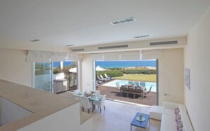 Dining - Beachfront villa close to Protaras, 1271 (Protaras)