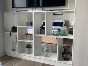 1 chambre, bureau, fer et planche à repasser, Wi-Fi gratuit