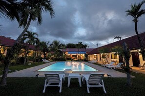 Piscine extérieure