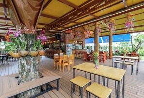Restaurant - The Gold-Digger's Resort (Sa Khu)