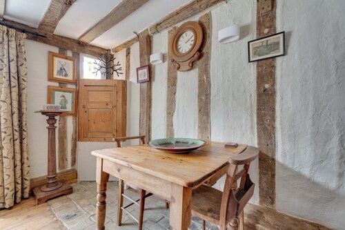 Winter Cottage, Clare