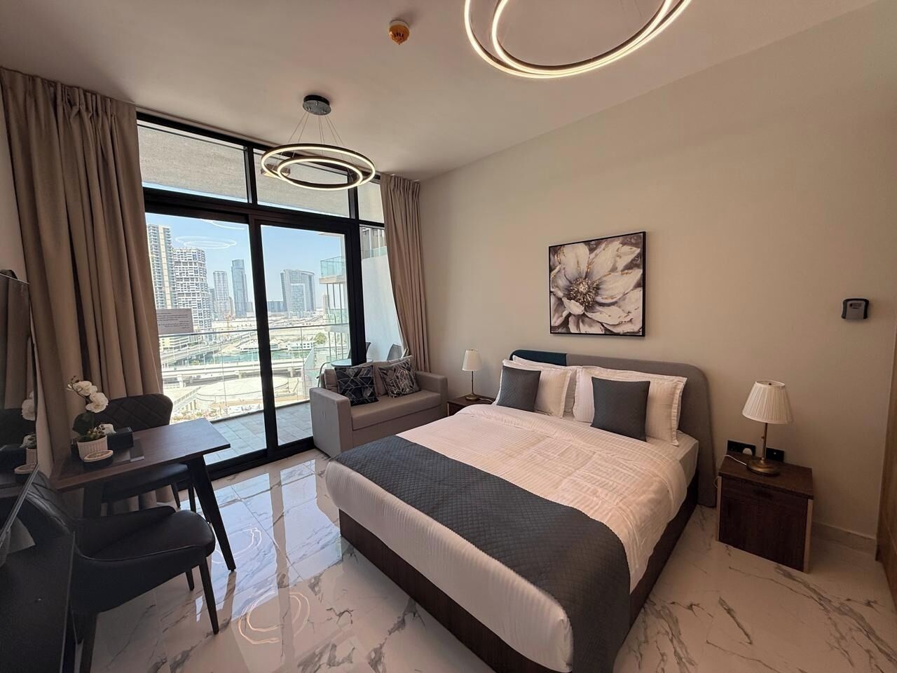 1 makuuhuone, silitysrauta/-lauta, Wi-Fi, vuodevaatteet