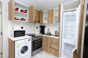 Fridge, microwave, oven, dishwasher