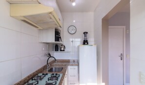 Basic Apartment | Private kitchen