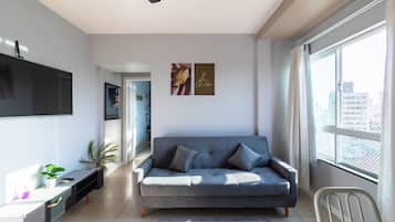 Basic Apartment | Living area