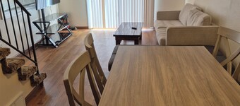 Charming 2-bedroom townhome with WiFi, AC in brilliant Bismarck