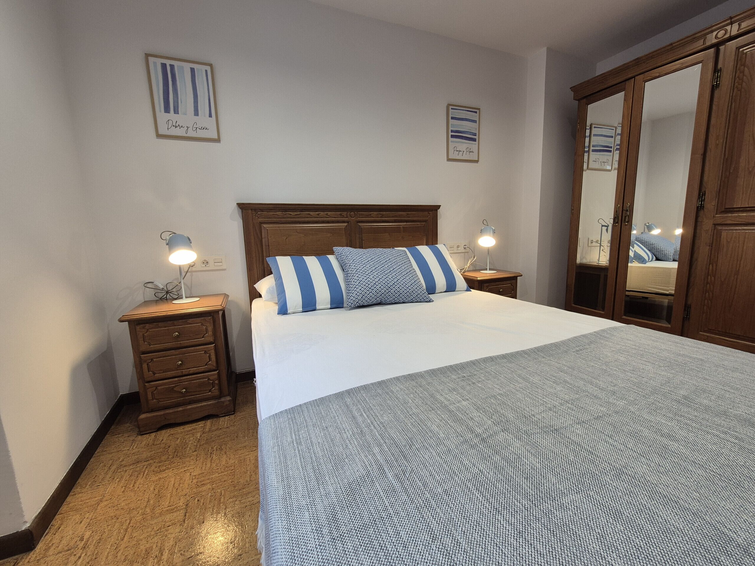 5 slaapkamers, een strijkplank/strijkijzer, gratis wifi, beddengoed