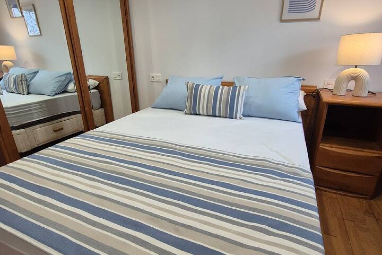 5 slaapkamers, een strijkplank/strijkijzer, gratis wifi, beddengoed