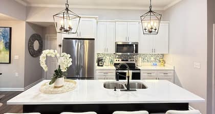 Welcome to Riverwood Retreat â Your Peaceful Hilltop Escape!