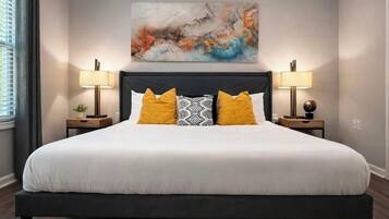 3 bedrooms, desk, iron/ironing board, free WiFi