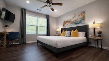 3 Schlafzimmer, Schreibtisch, Bügeleisen/Bügelbrett, kostenloses WLAN