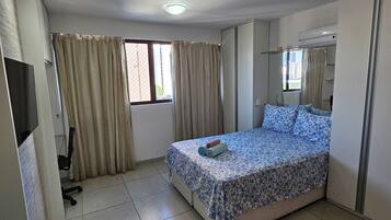 1 quarto, escrivaninha, Wi-Fi de cortesia, roupa de cama