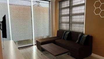 Villa, 6 Bedrooms, Smoking, Private Pool | Living area