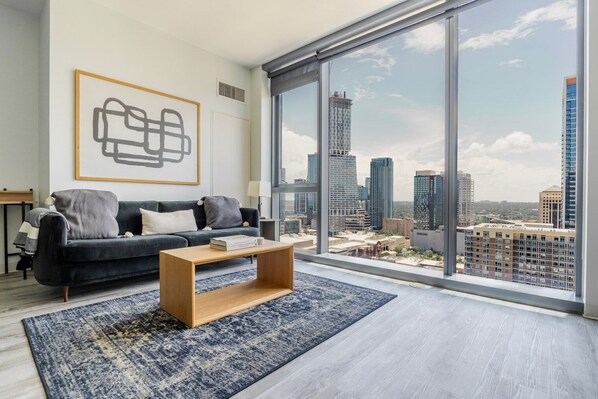 テレビ、ステレオ