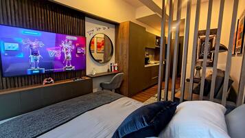 Blackout curtains, soundproofing, iron/ironing board, free WiFi