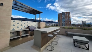 Departamento Deluxe | Restaurante al aire libre