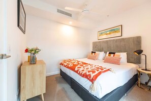 1 chambre, fer et planche à repasser, Wi-Fi, draps fournis