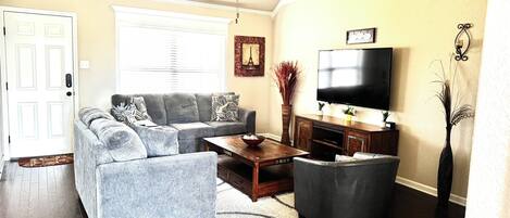 Smart TV, DVD player