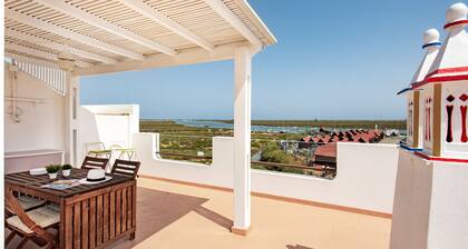 Charme de l’Algarve avec Terrasse et Vue sur la Ria