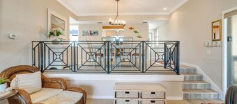 Coastal Lakehouse Condo on Siesta Key Public Beach