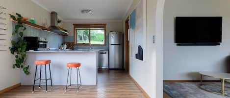 Microwave, oven, stovetop, dishwasher