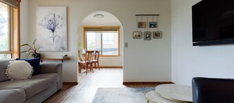 Sunny Ambleside Escape & Home Office