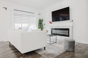 TV connectée, cheminée