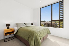 4 bedrooms, iron/ironing board, travel cot, WiFi