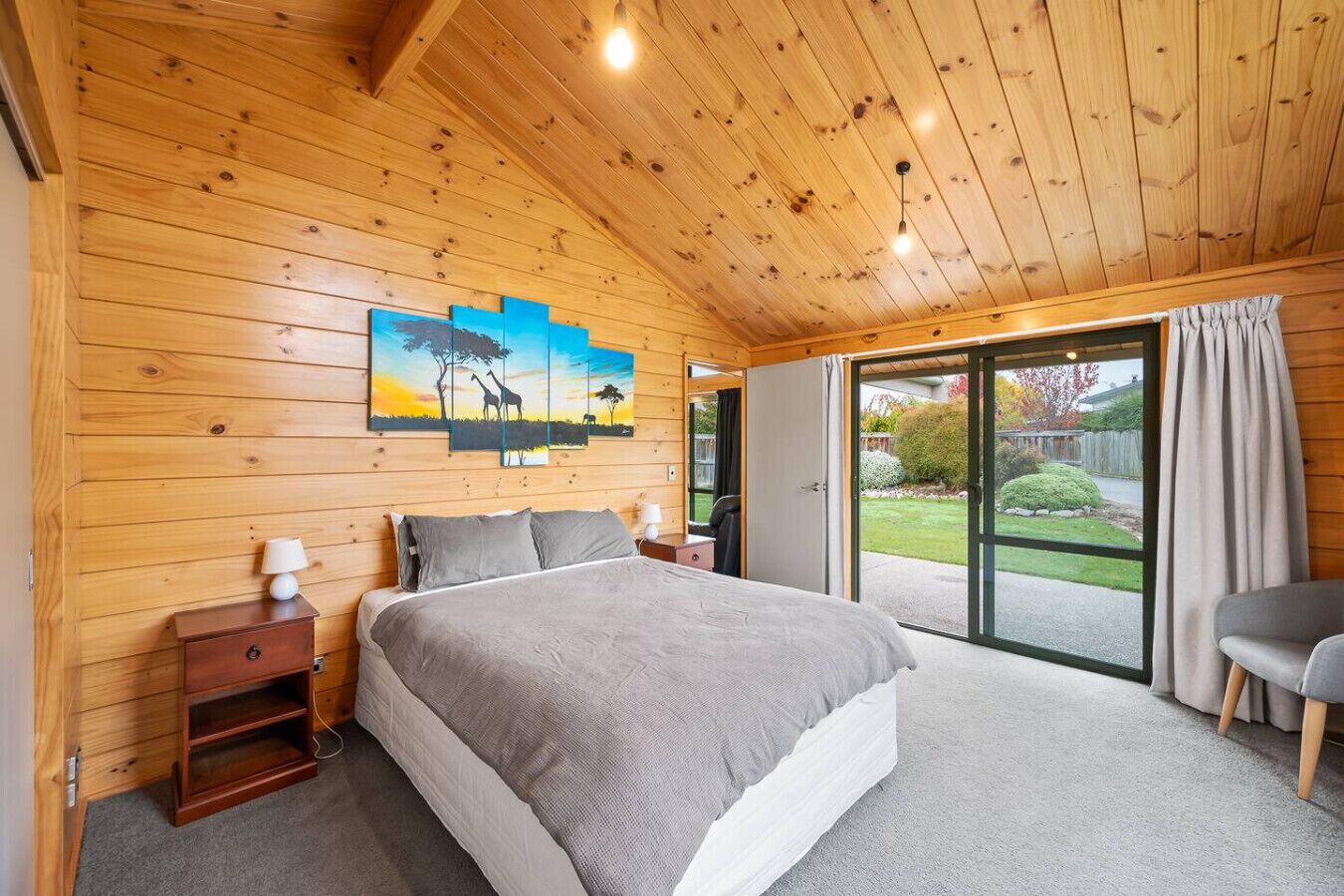 4 Schlafzimmer, Schreibtisch, WLAN, Bettwäsche