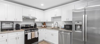 4-bedroom house in peaceful Fredericksburg  VA with WiFi, AC  Enjoy your stay