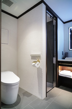 Desk, free WiFi - KIORI Exec Muromachi (Kyoto)