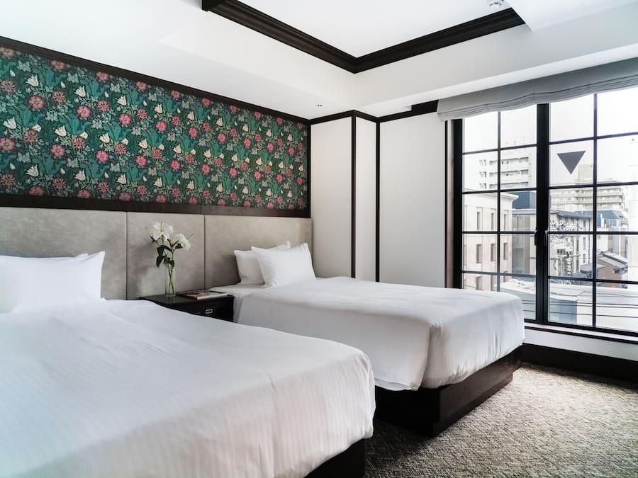 Free WiFi, bed sheets
