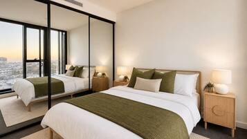 Iron/ironing board, WiFi, bed sheets