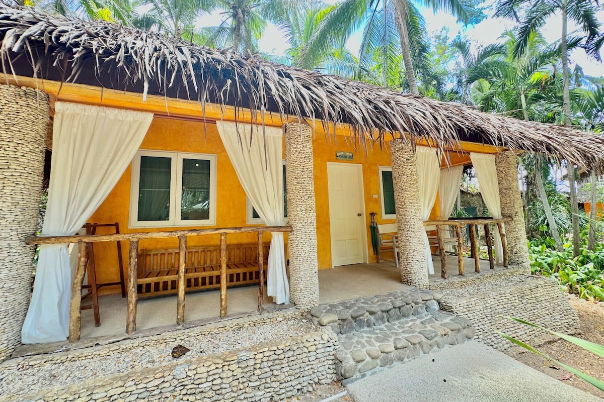 Bungalow, Garden View | Terrace/patio