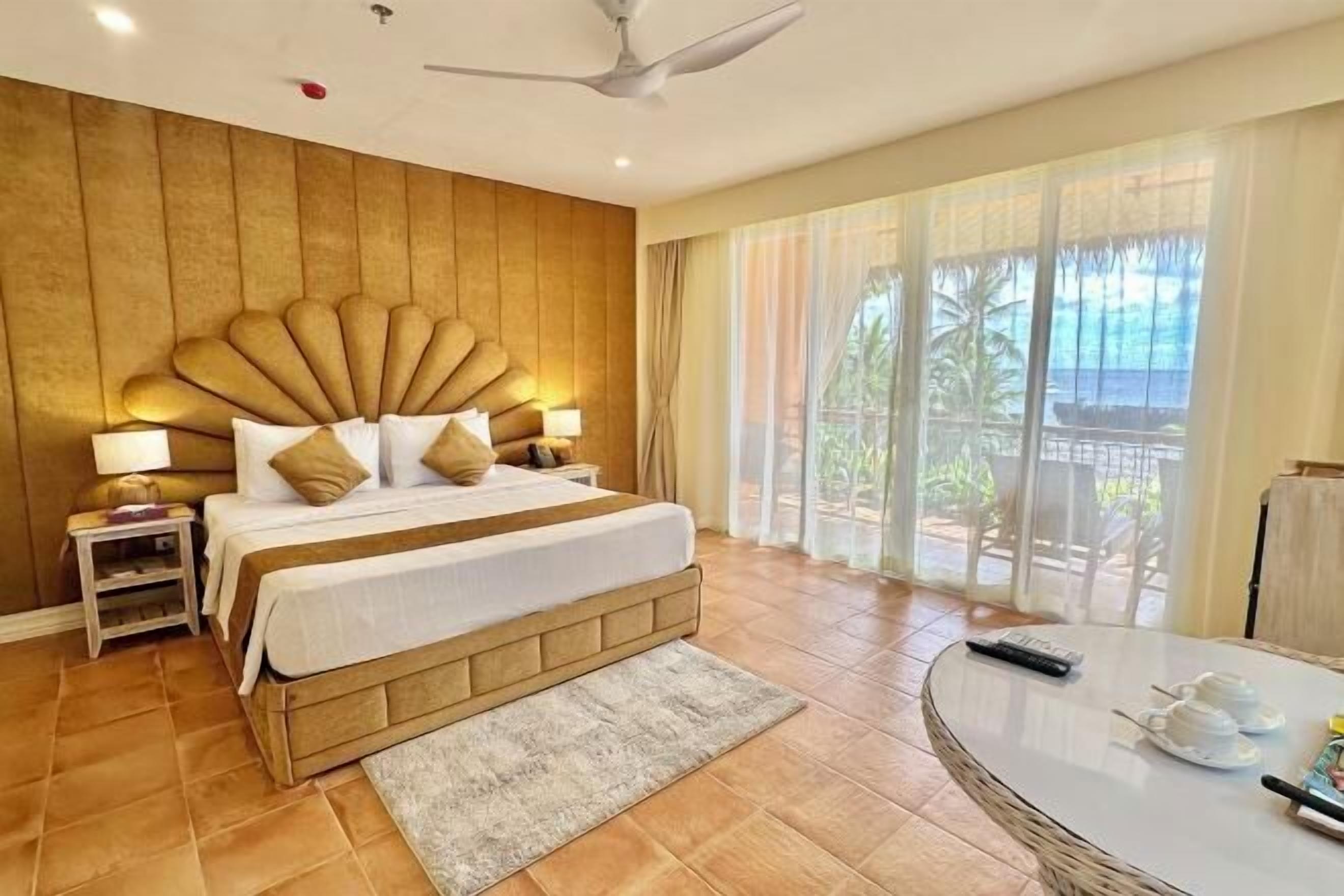 Minibar, Wi-Fi gratuit, draps fournis